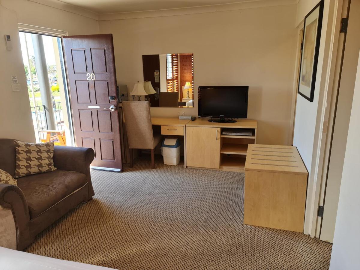 Country Plaza Motel Taree Exterior foto